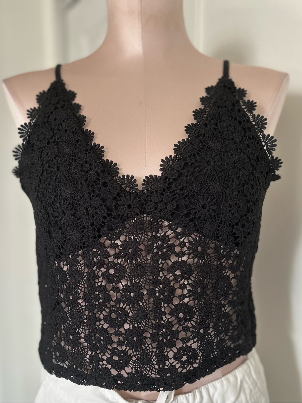 H&M Black Crochet Lace Cami with Delicate Trim